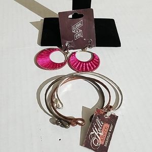 Earring and bracelet bundle B143